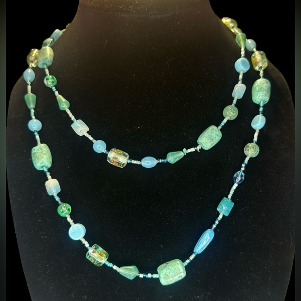 Vintage infinity blue stone necklace